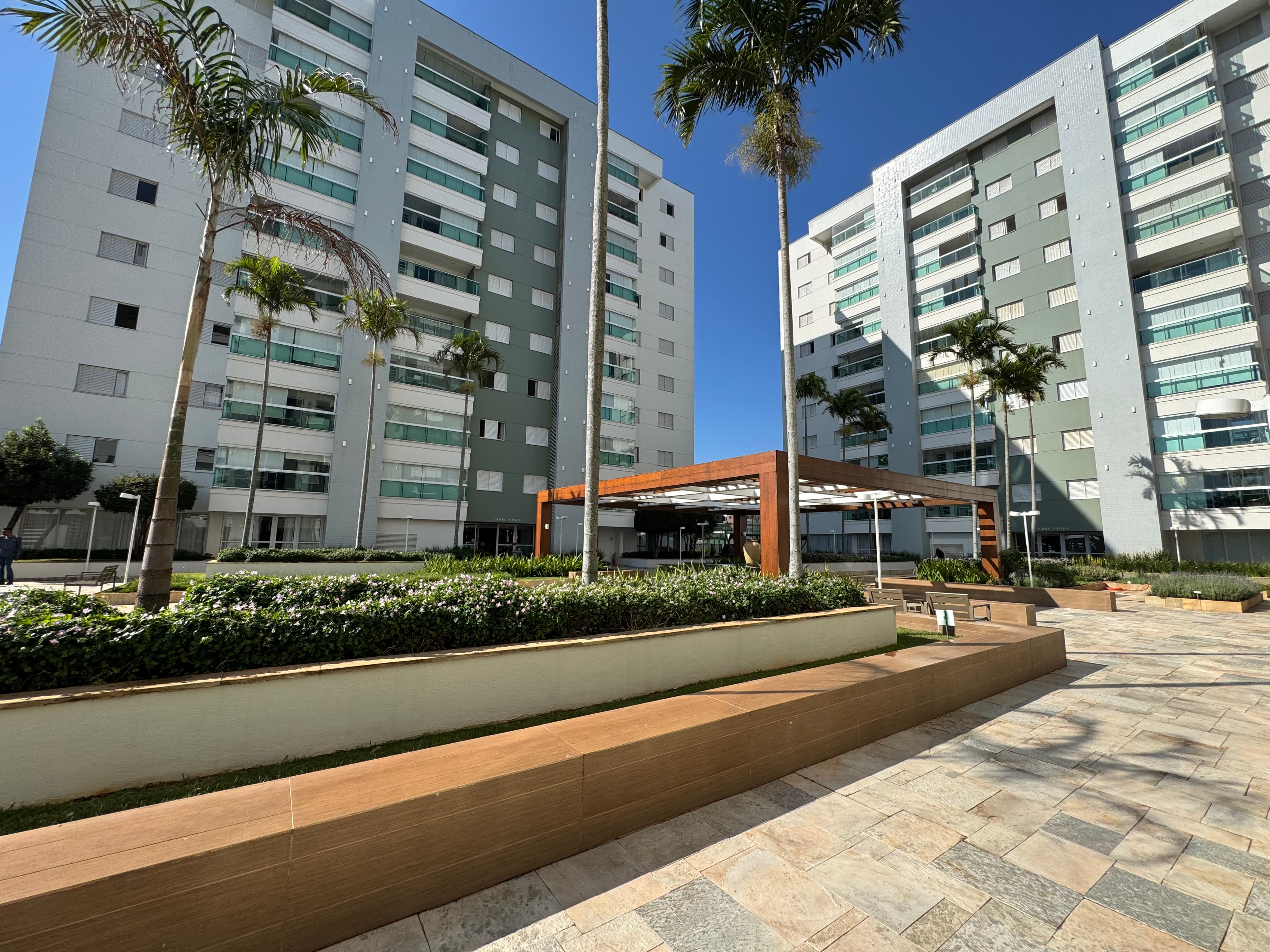 Condomínio Residencial Pátio Esmeralda - Apartamento para locação, 86m², com 3 dormitórios - Fragata, Marília