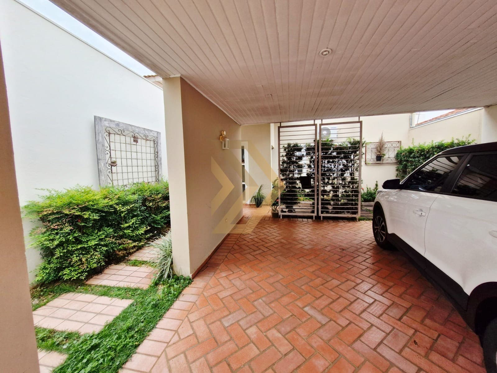 Casa para venda, 180m², com 4 dormitórios - Jardim São Domingos, Marília