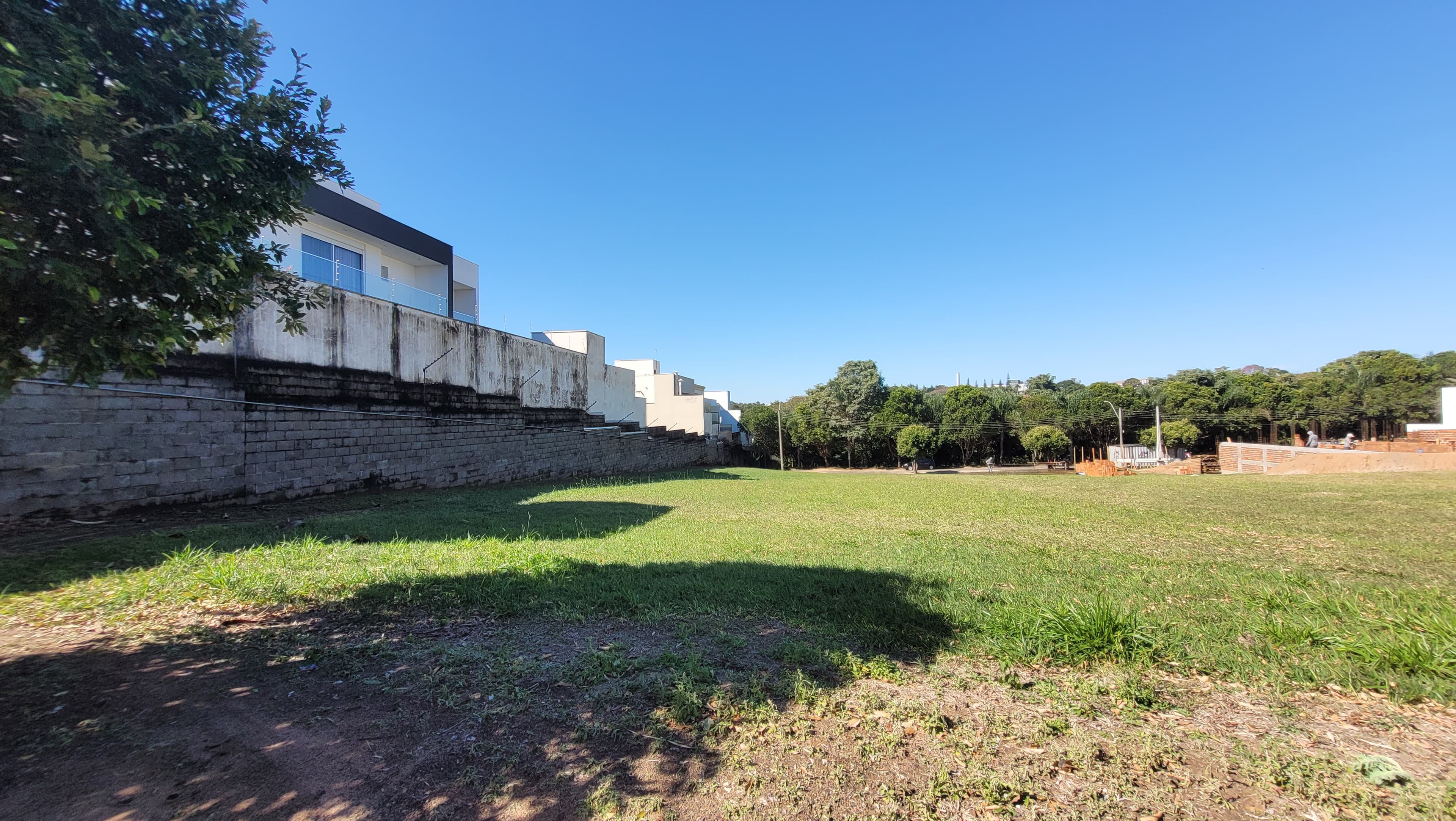 Condomínio Residencial Portal dos Nobres - Terreno Lote urbano para venda - Parque das Esmeraldas, Marília