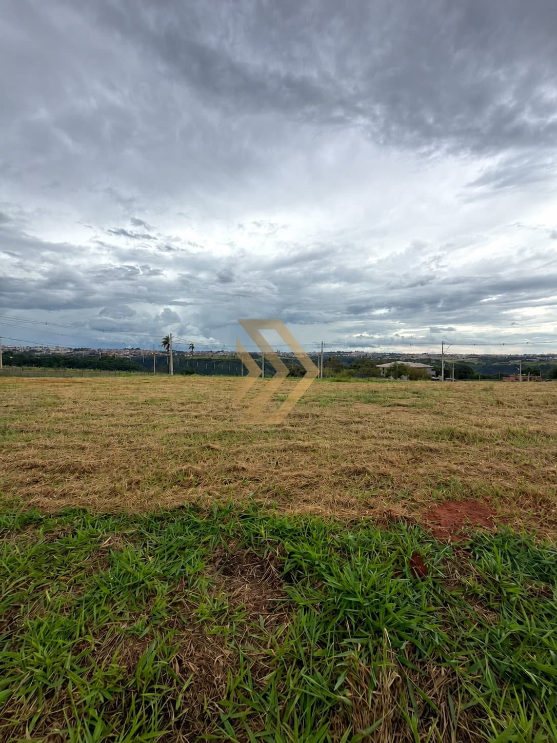 Condomínio Residencial Jardins do Ipe - Terreno para venda - Parque Residencial Novo Horizonte, Marília