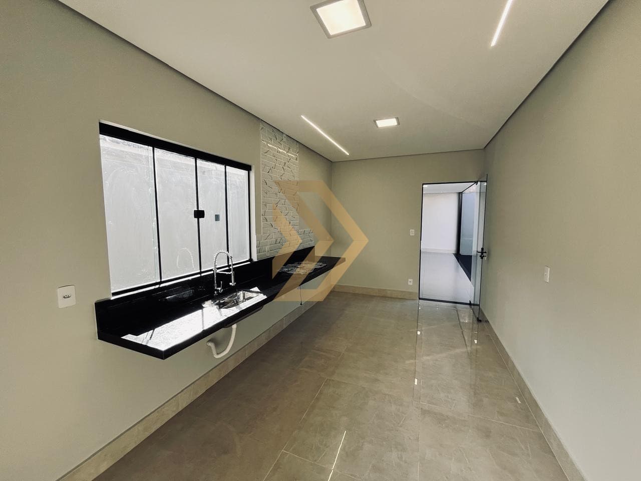 Casa para venda, 155m², com 3 dormitórios - Jardim Nacional, Marília