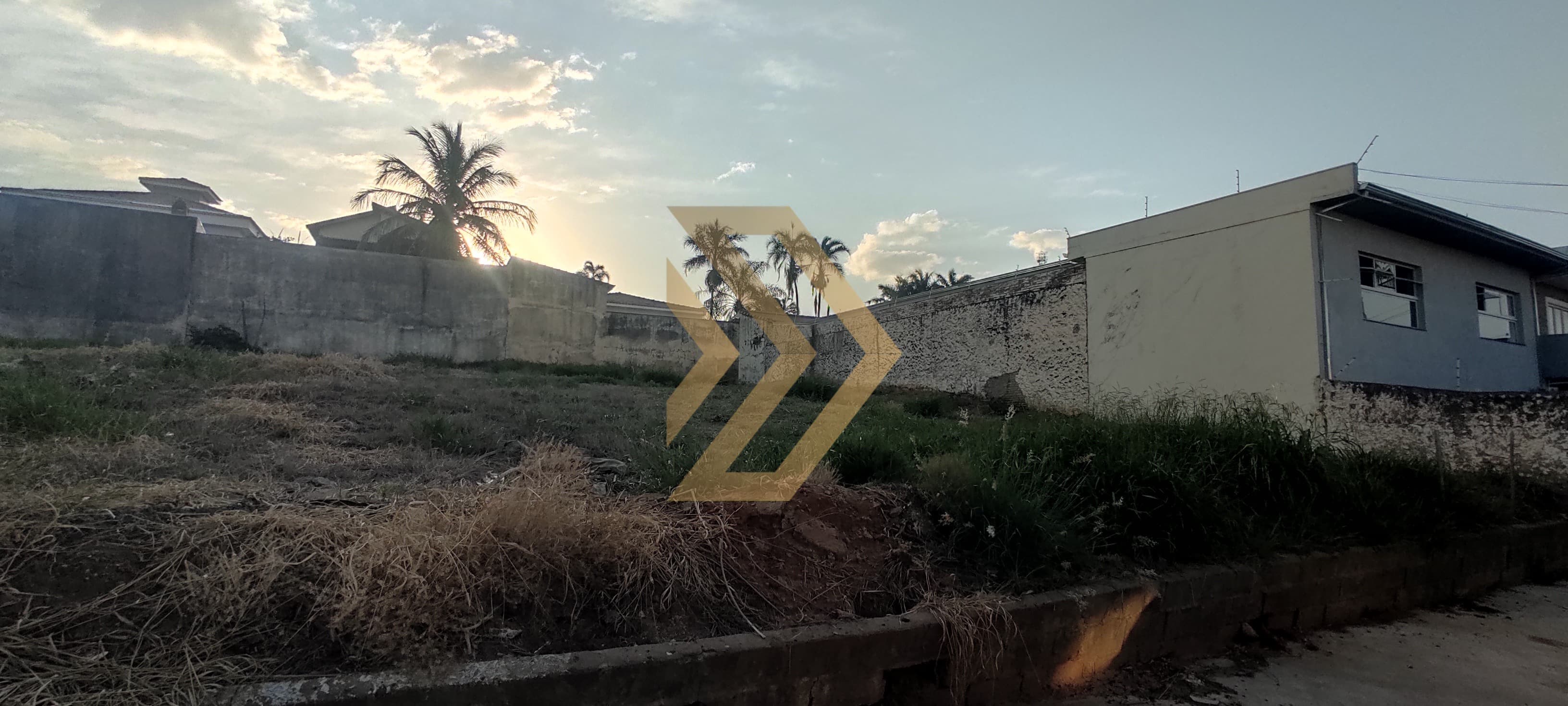 Terreno Lote urbano para venda - Jardim Acapulco, Marília