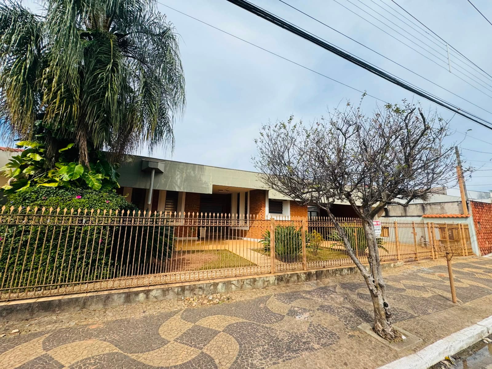 Casa para venda, 400m², com 4 dormitórios - Jardim Maria Izabel, Marília
