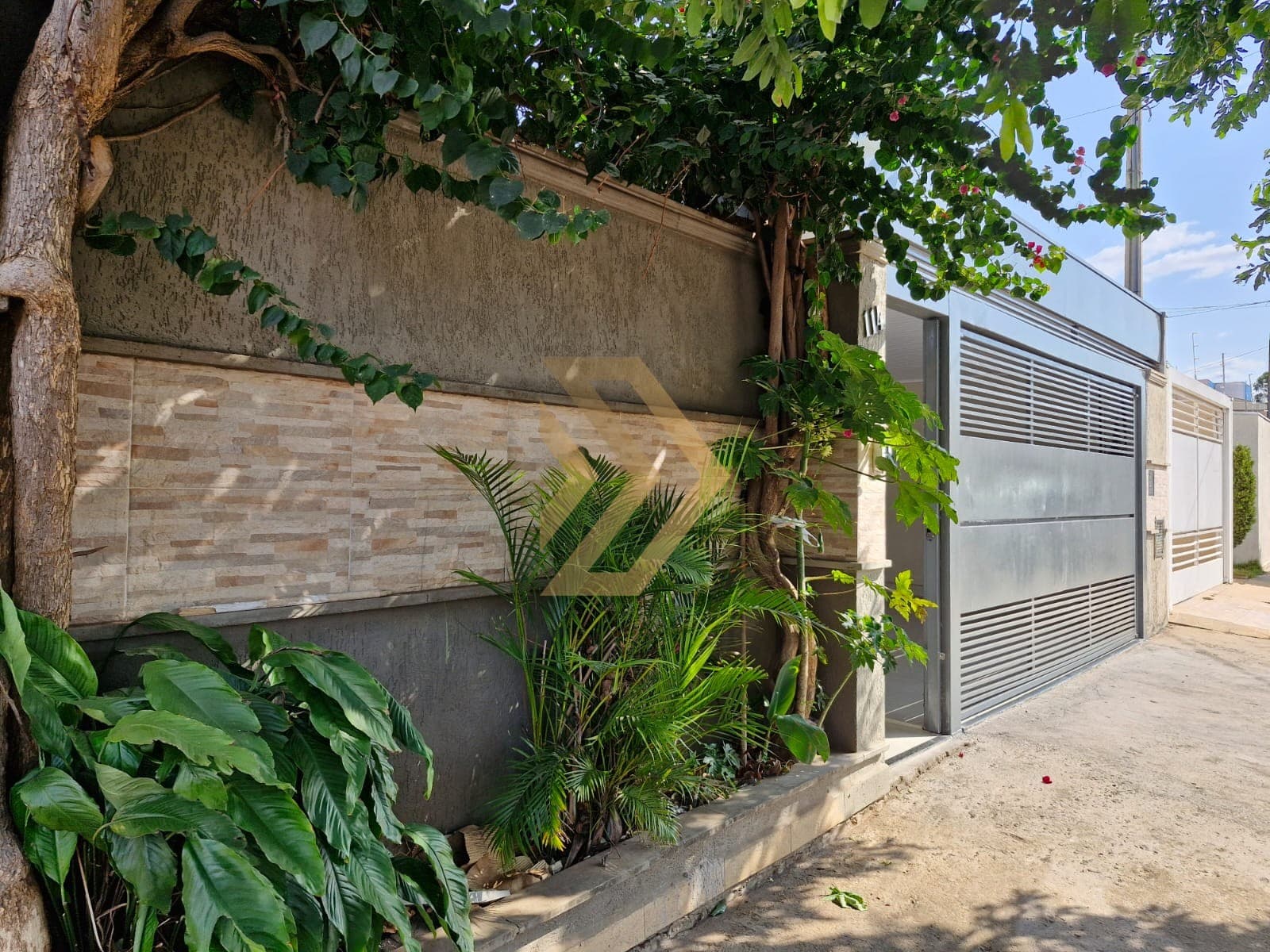 Casa para venda, 130m², com 3 dormitórios - Hípica Paulista, Marília