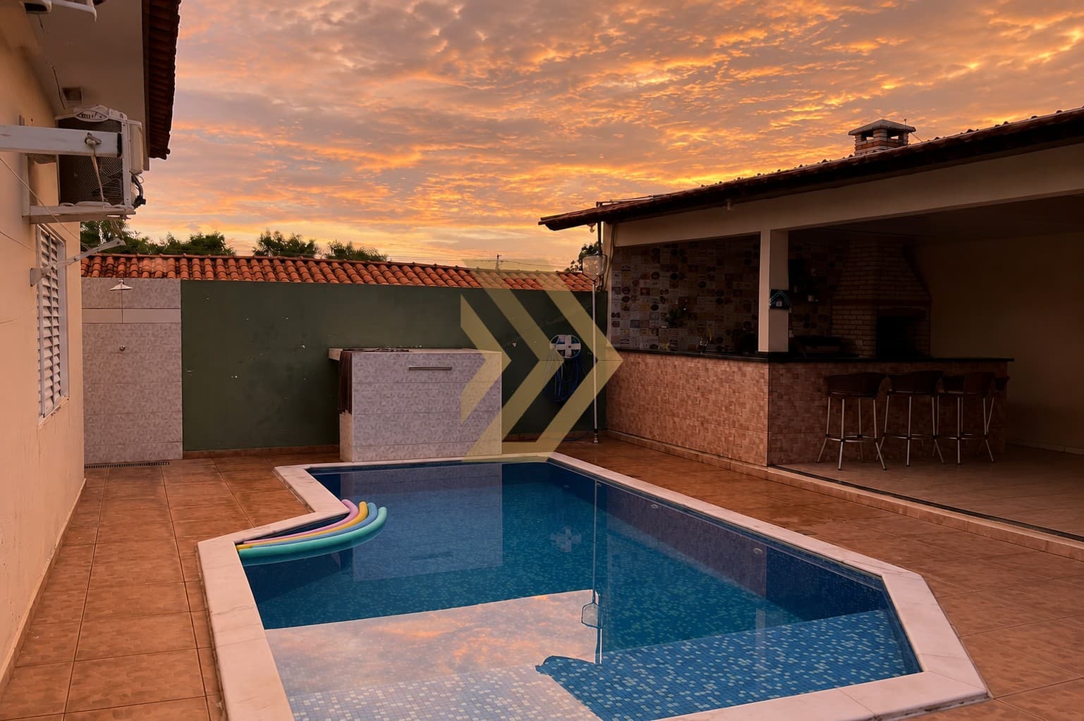 Casa Térrea para venda, com 4 dormitórios - Jardim Cavallari, Marília